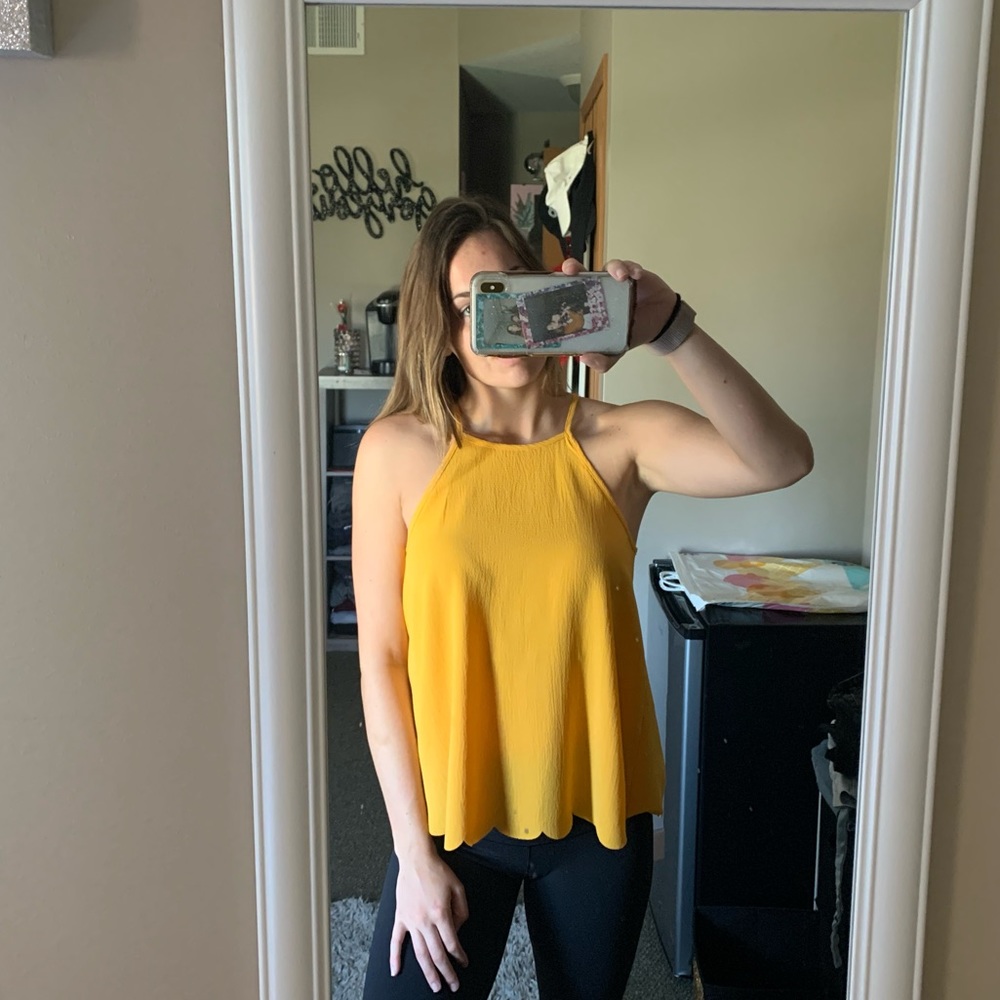 ✨SOLD✨ scalopped yellow blouse tank - juniors xl